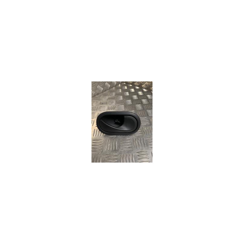 Poignee interieur avant droit RENAULT SCENIC 2 PHASE 1 d’occasion