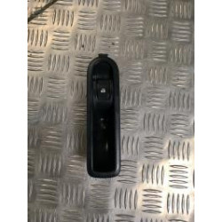 Interrupteur de leve vitre arriere droit RENAULT SCENIC 2 PHASE 2 d’occasion