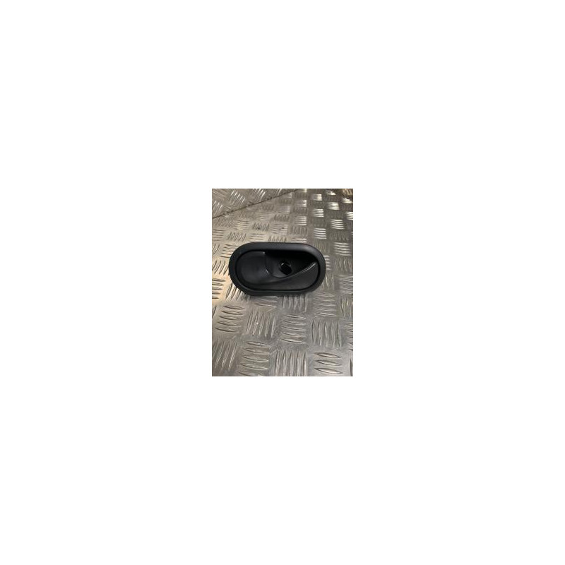 Poignee interieur avant gauche RENAULT SCENIC 2 PHASE 1 d’occasion