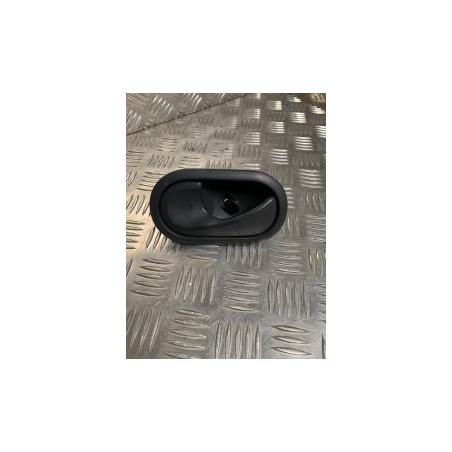 Poignee interieur avant gauche RENAULT SCENIC 2 PHASE 1 d’occasion