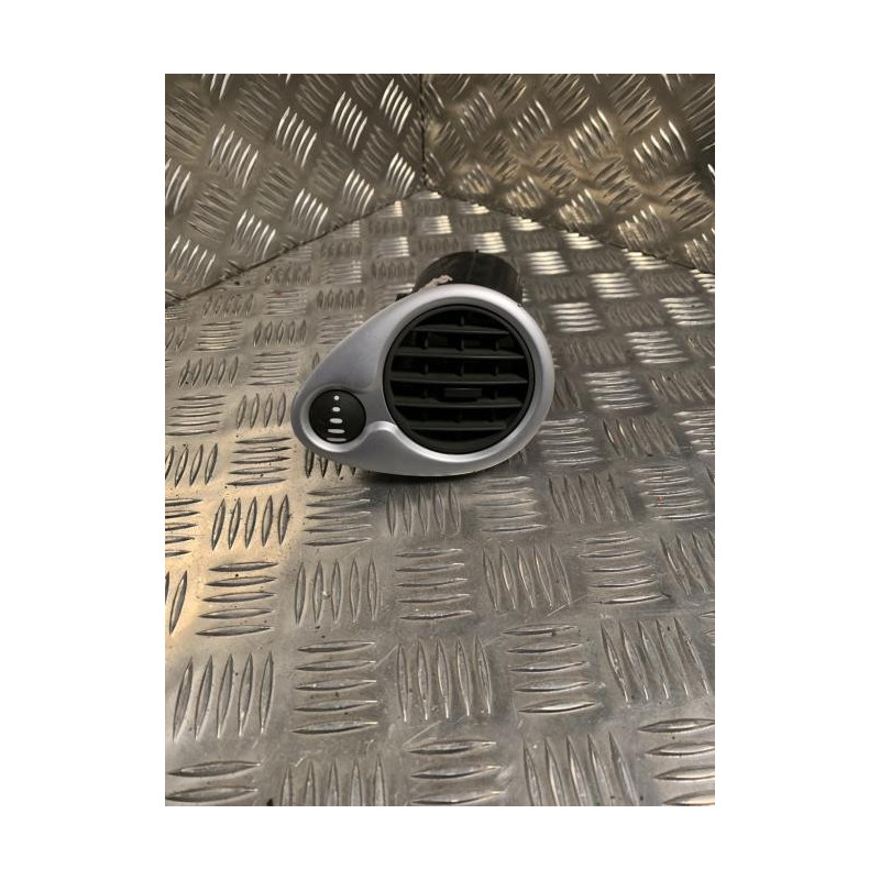Aerateur tableau de bord avant droit RENAULT  d’occasion