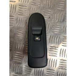 Interrupteur de leve vitre avant droit PEUGEOT 308 1 SW PHASE 1 BREAK d’occasion