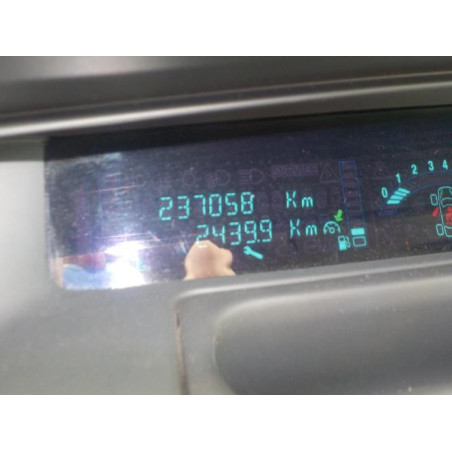 Feu arriere principal droit (feux) RENAULT SCENIC 2 PHASE 2 d’occasion
