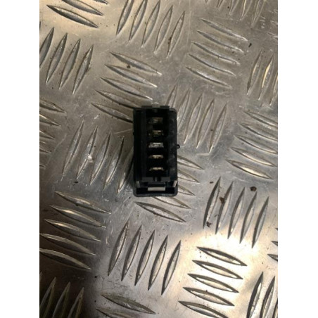 Commande anti brouillard arriere RENAULT CLIO 1 PHASE 1 d’occasion