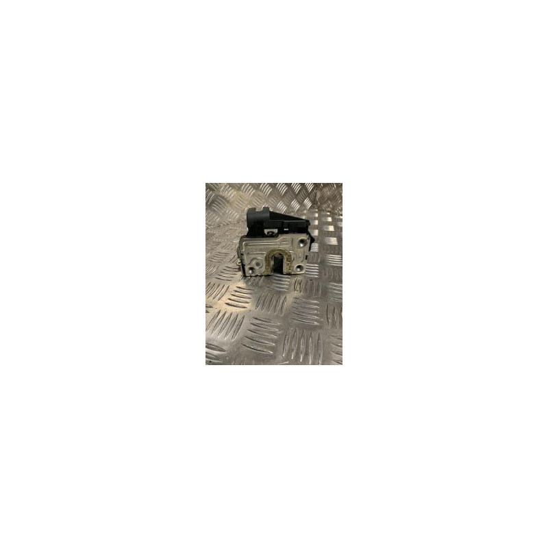 Serrure avant droit DACIA DUSTER 1 PHASE 1 d’occasion