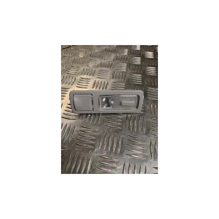 Eclairage de plafonnier PEUGEOT 307 PHASE 1 BREAK d’occasion