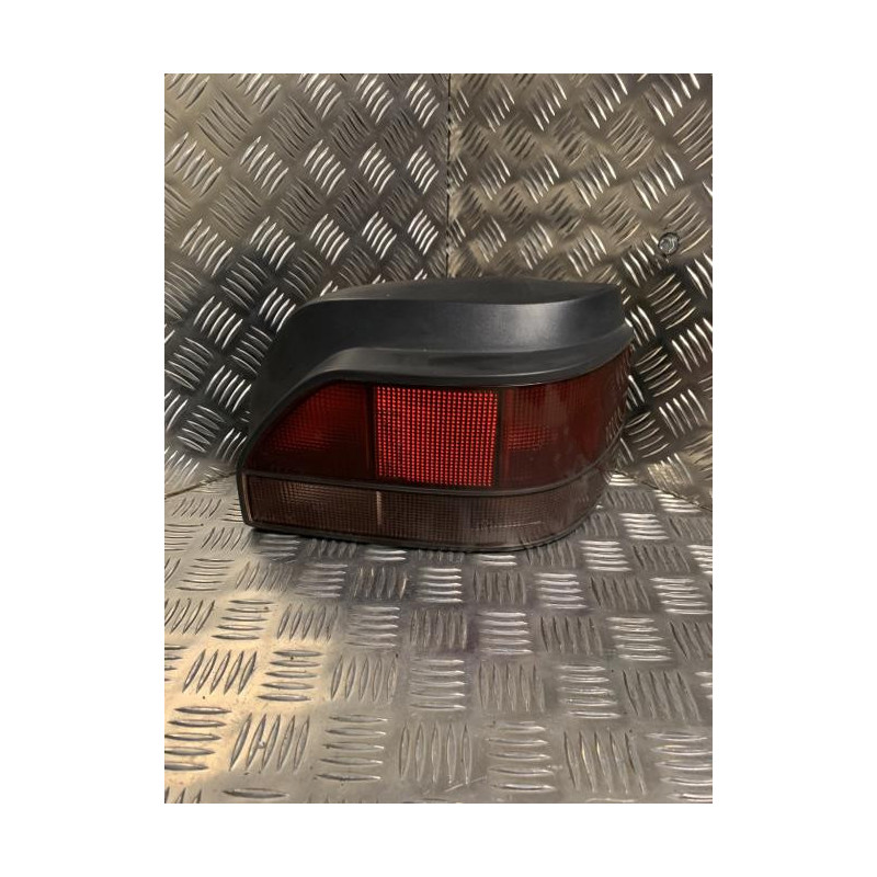 Feu arriere principal droit (feux) RENAULT CLIO 1 PHASE 1 d’occasion