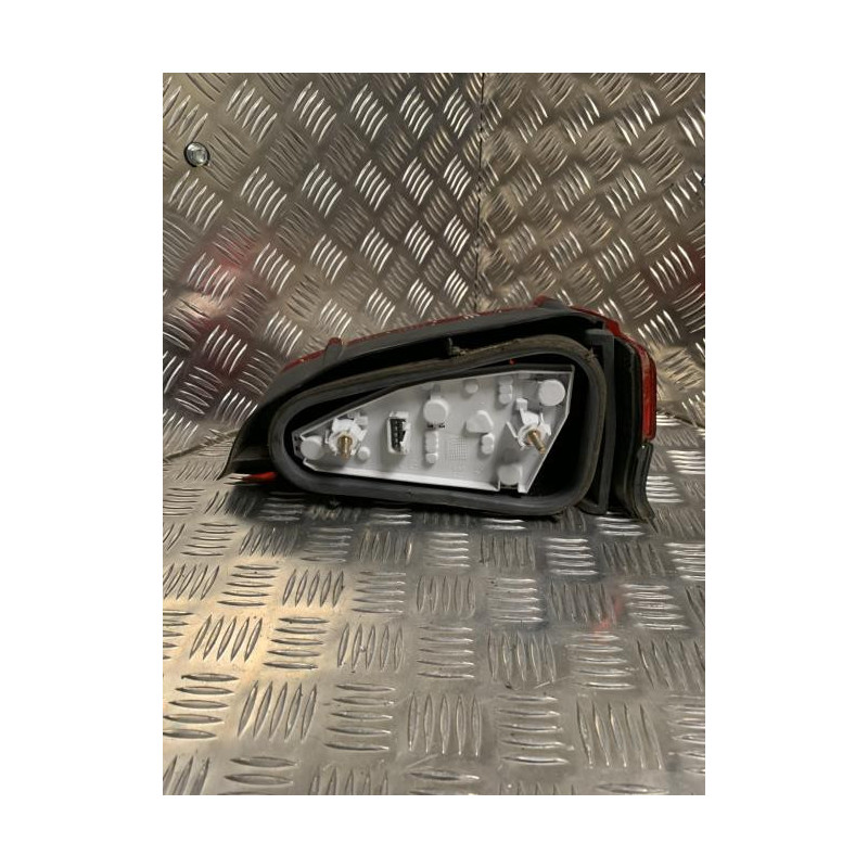 Feu arriere principal gauche (feux) PEUGEOT 106 PHASE 1 d’occasion