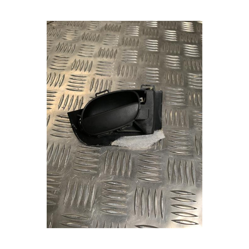 Poignee interieur avant droit PEUGEOT 206 PHASE 1 d’occasion