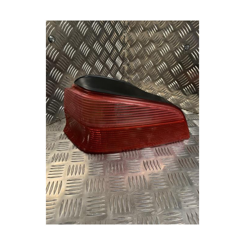 Feu arriere principal gauche (feux) PEUGEOT 106 PHASE 2 d’occasion