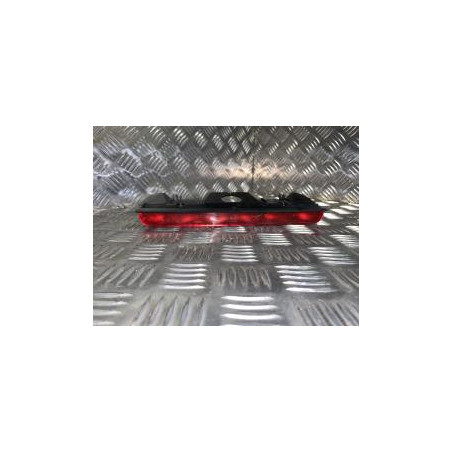 Feu arriere stop central PEUGEOT 106 PHASE 2 d’occasion