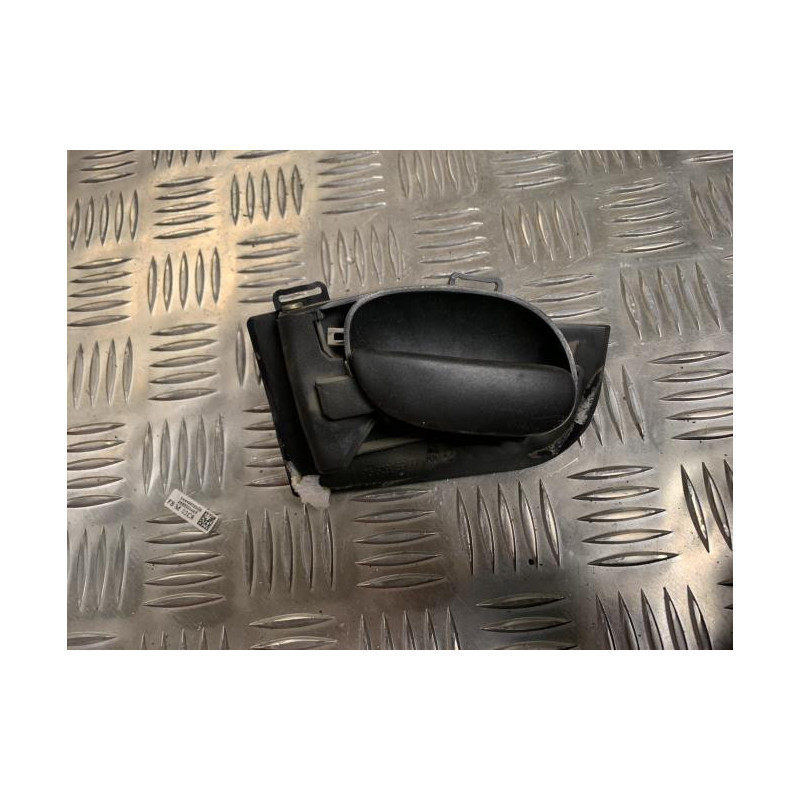 Poignee interieur arriere gauche PEUGEOT 206 PHASE 1 d’occasion