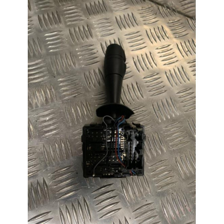 Commodo d'essuie glaces RENAULT CLIO 4 PHASE 2 d’occasion