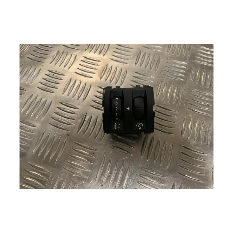 Commande de reglage hauteur de phare RENAULT CLIO 4 PHASE 2 d’occasion