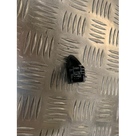 Bouton de warning RENAULT CLIO 4 PHASE 2 d’occasion