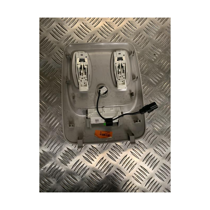 Eclairage de plafonnier RENAULT CLIO 4 PHASE 2 d’occasion