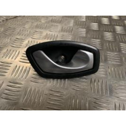 Poignee interieur avant droit RENAULT CLIO 4 PHASE 2 d’occasion