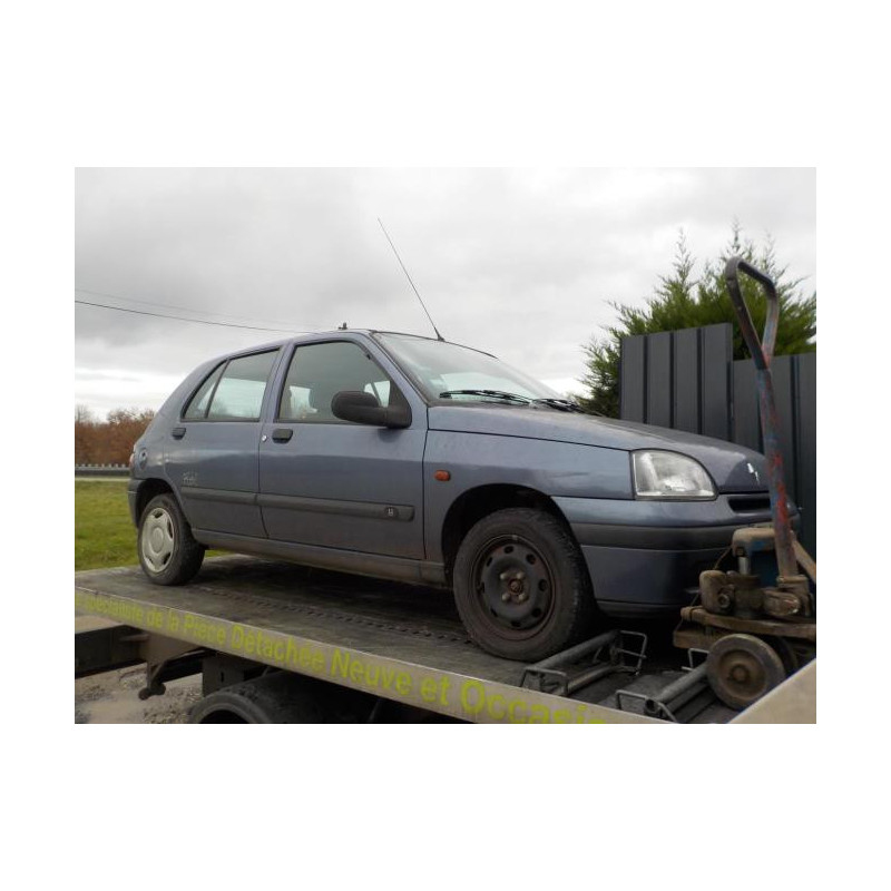 Aerateur tableau de bord avant droit RENAULT CLIO 1 PHASE 3 d’occasion