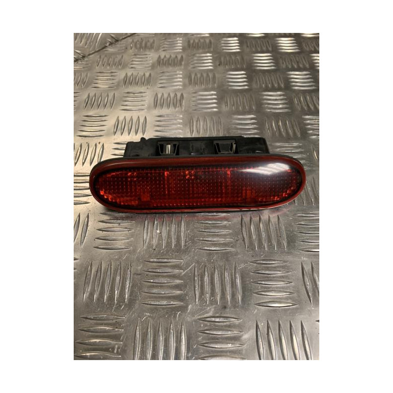 Feu arriere stop central RENAULT CLIO 1 PHASE 3 d’occasion