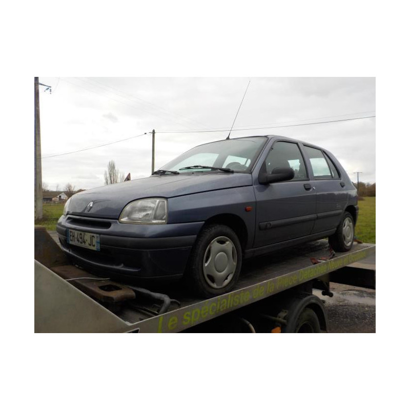 Feu arriere stop central RENAULT CLIO 1 PHASE 3 d’occasion