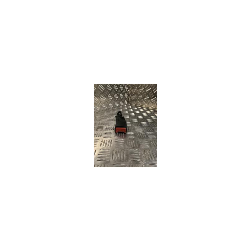 Attache ceinture arriere gauche RENAULT CLIO 1 PHASE 3 d’occasion