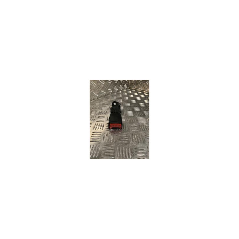 Attache ceinture arriere droit RENAULT CLIO 1 PHASE 3 d’occasion