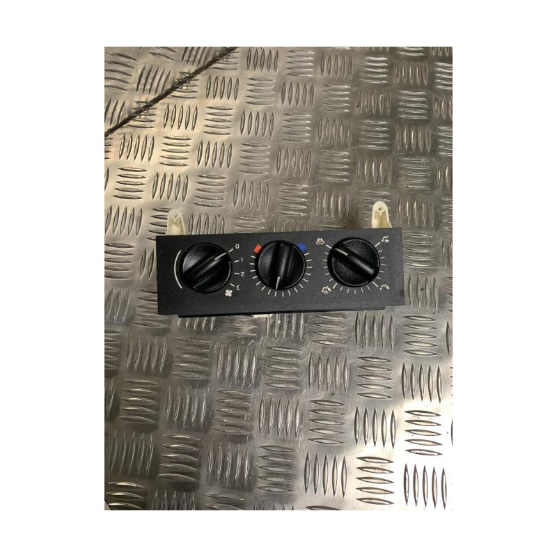 Commande chauffage RENAULT CLIO 1 PHASE 3 d’occasion
