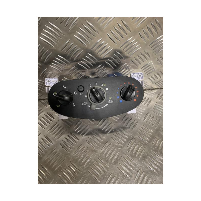 Commande chauffage DACIA DUSTER 1 PHASE 1 d’occasion