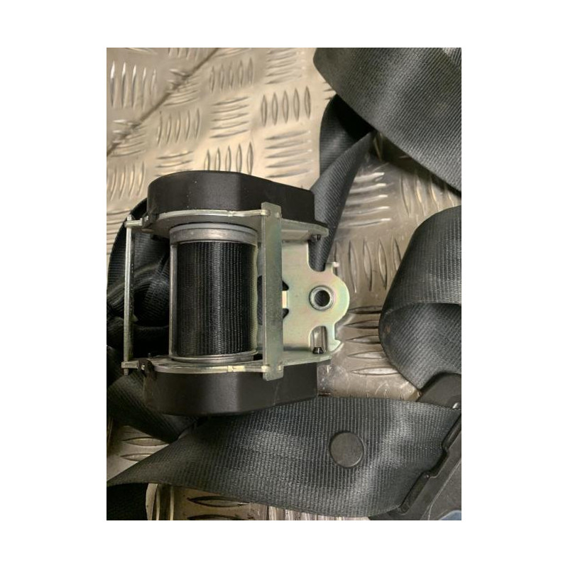 Ceinture arriere droit RENAULT MEGANE 3 PHASE 3 BREAK d’occasion