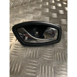 Poignee interieur avant droit RENAULT MEGANE 3 PHASE 3 BREAK d’occasion