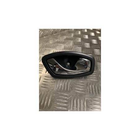 Poignee interieur avant droit RENAULT MEGANE 3 PHASE 3 BREAK d’occasion