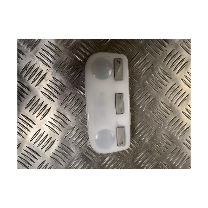 Eclairage de plafonnier RENAULT MEGANE 3 PHASE 3 BREAK d’occasion