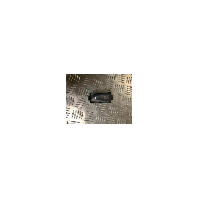 Bouton de warning RENAULT MEGANE 3 PHASE 3 BREAK d’occasion