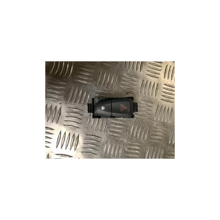 Bouton de warning RENAULT MEGANE 3 PHASE 3 BREAK d’occasion