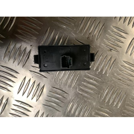Bouton de warning RENAULT MEGANE 3 PHASE 3 BREAK d’occasion