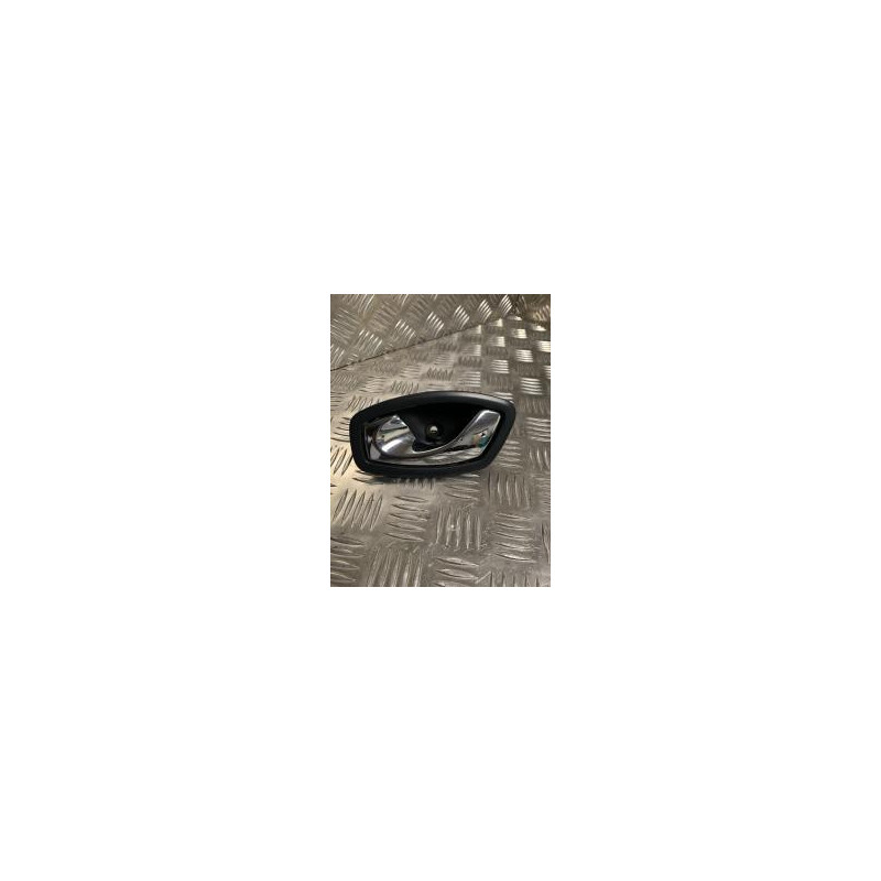 Poignee interieur avant gauche RENAULT MEGANE 3 PHASE 3 BREAK d’occasion