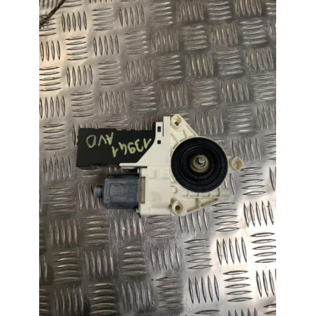 Moteur leve vitre avant droit PEUGEOT 407 PHASE 1 d’occasion