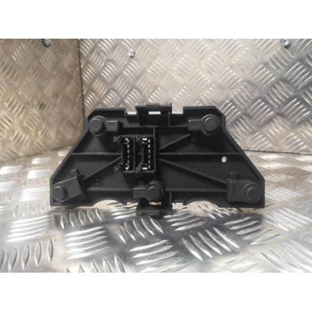 Platine feu arriere gauche PEUGEOT 605 PHASE 1 d’occasion