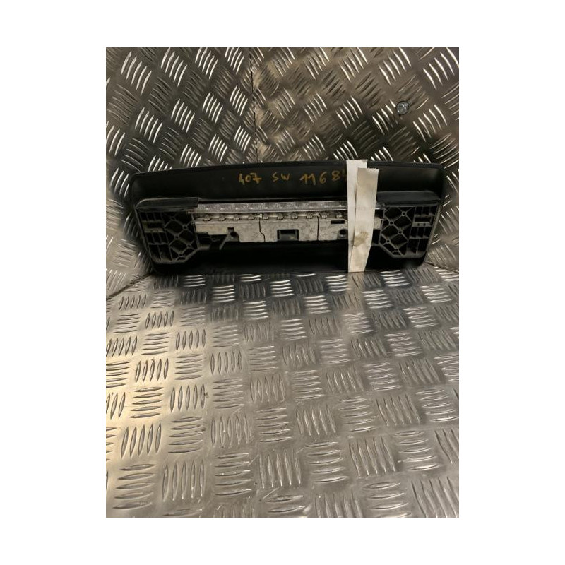 Feu arriere stop central PEUGEOT 407 PHASE 1 BREAK d’occasion
