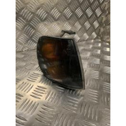 Optique avant secondaire droit (feux)(clignotant) VOLKSWAGEN POLO 3 PHASE 1 d’occasion