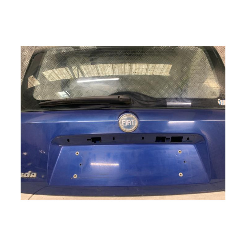 Malle/Hayon arriere FIAT PANDA 2 PHASE 1 d’occasion