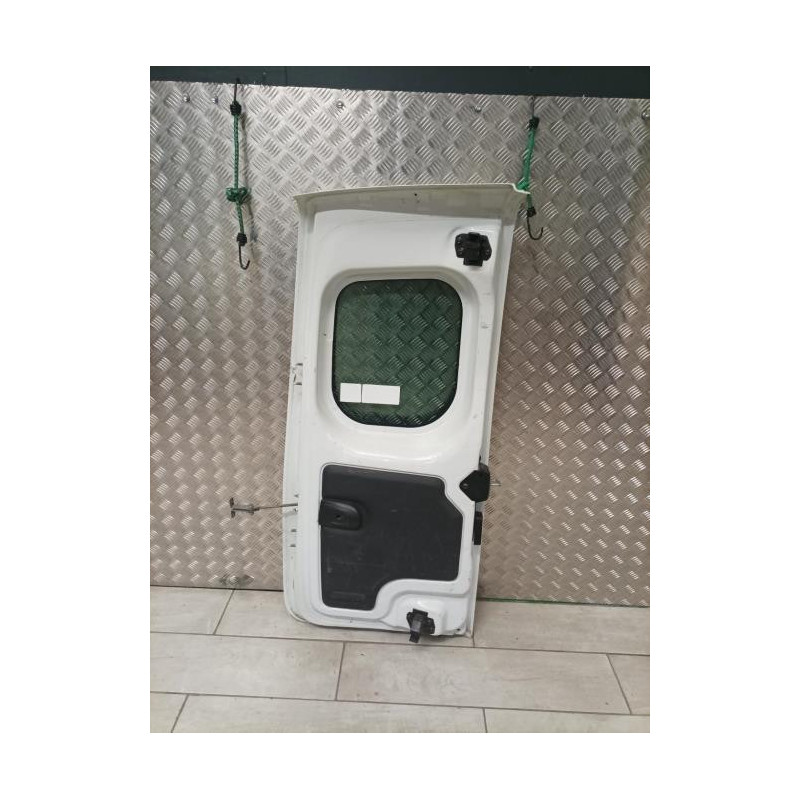 Porte de coffre droit RENAULT KANGOO 2 PHASE 1 d’occasion