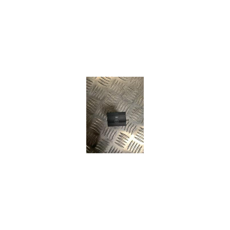 Commande degivrage lunette arriere SKODA FABIA 1 PHASE 1 BREAK d’occasion