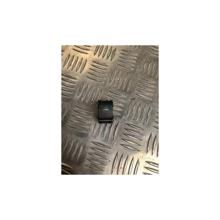 Interrupteur de leve vitre avant droit SKODA FABIA 1 PHASE 1 BREAK d’occasion