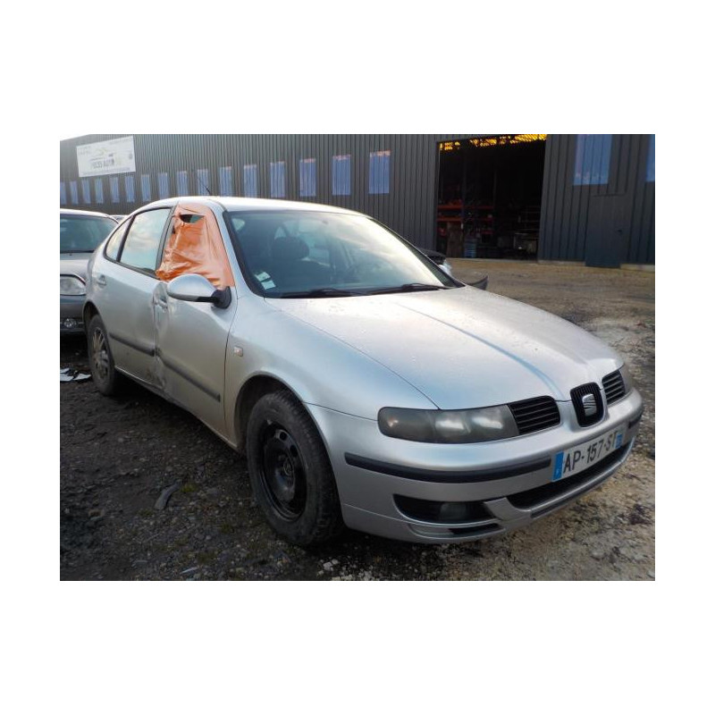Platine feu arriere droit SEAT LEON 1 d’occasion