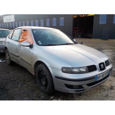 Platine feu arriere droit SEAT LEON 1 d’occasion