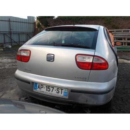 Platine feu arriere gauche SEAT LEON 1 d’occasion