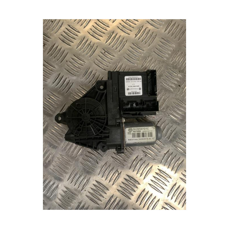 Moteur leve vitre avant gauche VOLKSWAGEN GOLF 6 d’occasion