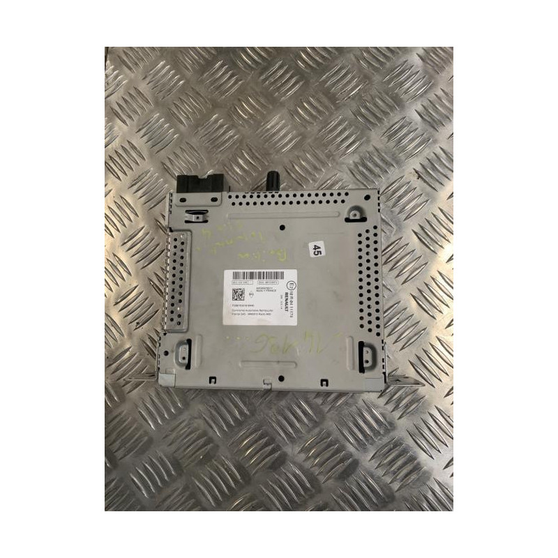 Autoradio d'origine RENAULT CLIO 4 PHASE 2 d’occasion