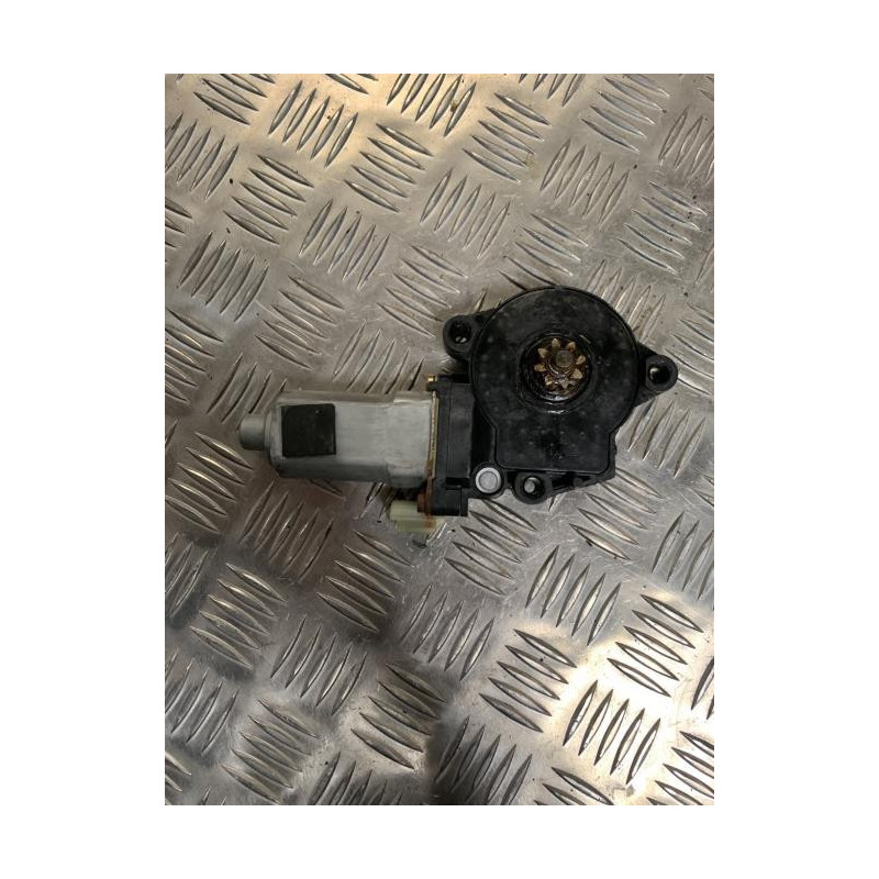 Moteur leve vitre avant gauche KIA SPORTAGE 2 PHASE 1 d’occasion